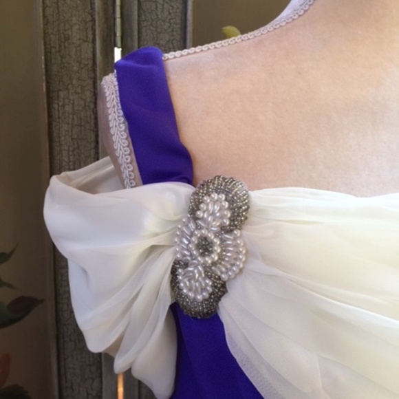 NIGHT MOVES FASHIONS gown Size 12 - Picture 2 of 7